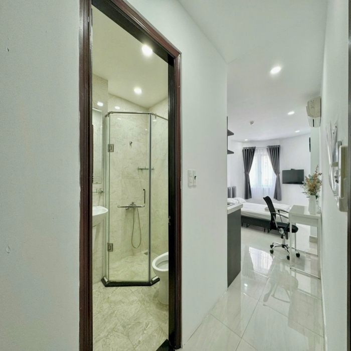 A NICE STUDIO, 9 MINS TO AIRPORT, TAN BINH DIST., HCMC - 4