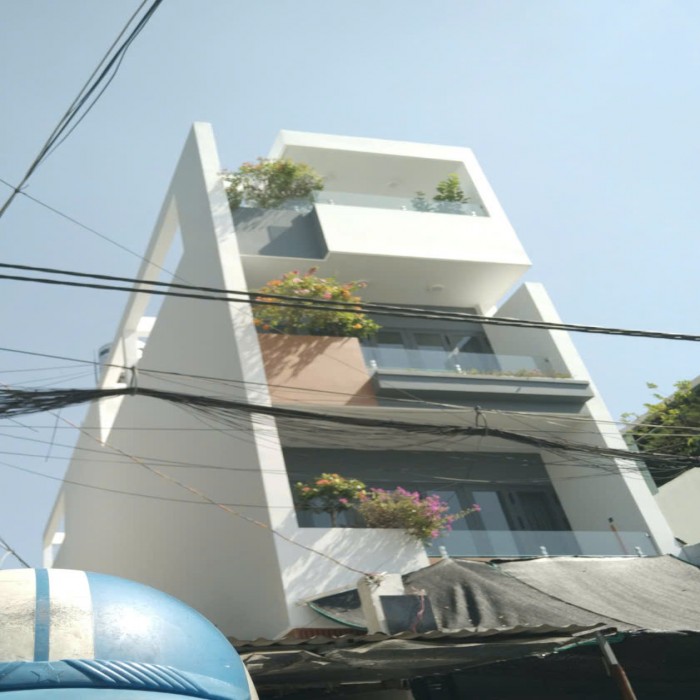 HOT DEAL: 14.5 BILLION VND (REDUCED FROM 16B), MOVE IN BEFORE TET!  D11 STREET FRONTAGE, 4 FLOORS WITH ELEVATOR | 99.6m2