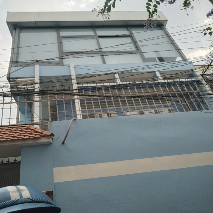 GIẢM 500 TRIỆU, 8x20m, 3 TẦNG, BÁN NHÀ TRẦN TẤN, XE HƠI QUAY ĐẦU