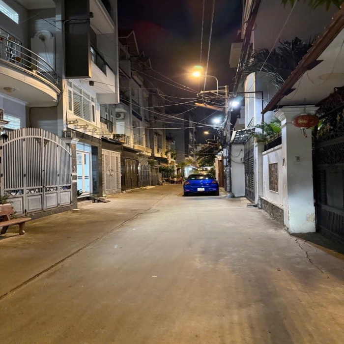 7.5-7.39 BILLION, NEW LUXURY HOUSE FOR SALE – NGUYEN SUY ST., 3 STORIES, INDOOR CAR PARKING, 4x12m - 5