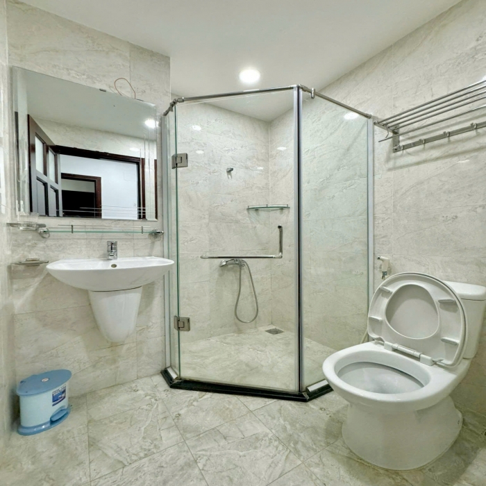 A NICE STUDIO, 9 MINS TO AIRPORT, TAN BINH DIST., HCMC - 6