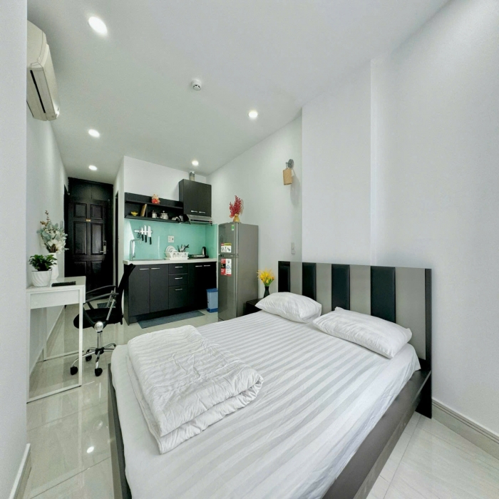 A NICE STUDIO, 9 MINS TO AIRPORT, TAN BINH DIST., HCMC - 8